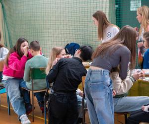 Na imprezie Babcie i Dziadkowie z Łukowa i okolic bawili się wspólnie ze swoimi dziećmi i wnuczętami