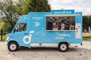 Muzyka z nutą empatii. soundcore i Anker na trasie Żywiec Męskie Granie 2025 