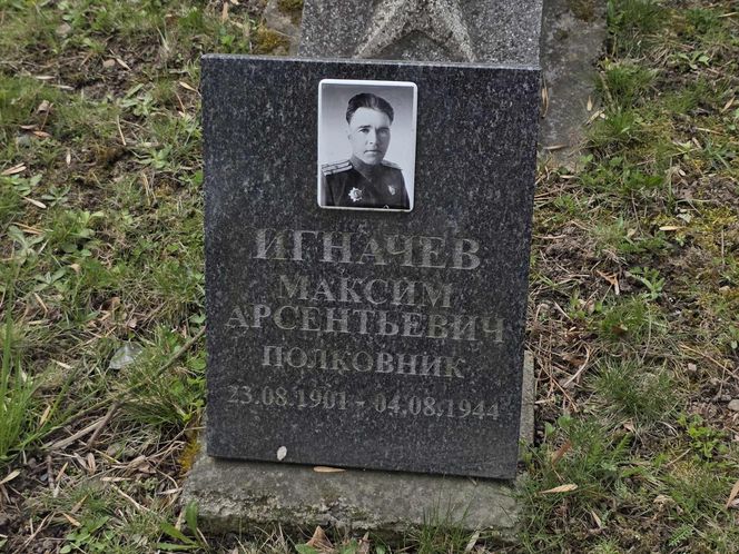  Cmentarz Armii Radzieckiej