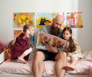 Faworyzowanie jednego dziecka może być nieświadome. Jakie błędy prowadzą do zazdrości i rywalizacji?