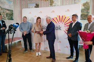 Natalia Kaczmarek otrzymała podziękowanie od Prezydenta Miasta Białegostoku