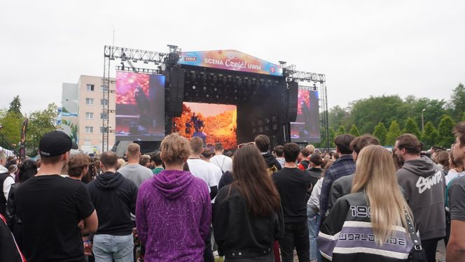 Kortowiada 2025. Koncerty na Plaży Kortowskiej przyciągnęły tłumy. Tak wyglądał drugi dzień imprezy!