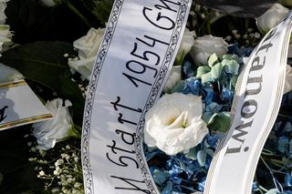 Koszulka klubowa i kij do hokeja spoczęły w grobie Natana. Gniezno żegna 18-latka