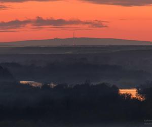 Góry Świętokrzyskie widziane z Góry Trzech Krzyży w Parchatce