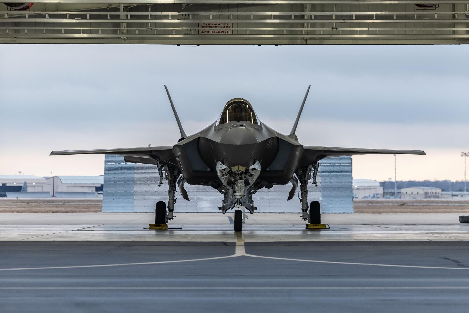  Polski F-35 Husarz