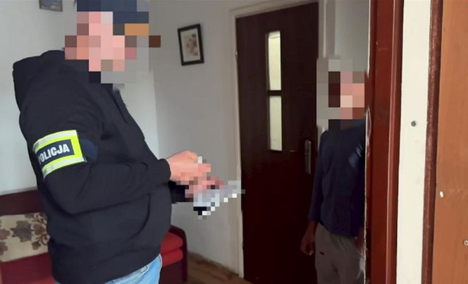 Gigantyczna akcja stołecznej policji. Ruszyli po poszukiwanych przestępców, zatrzymali ponad 100 osób!