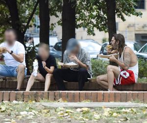 Radzimir Dębski umówił się ze znajomymi na burgera