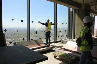 15 tys. betonowozów i ponad 20 tys. ton stali. Tak powstawał Varso Tower - najwyższy budynek w Unii Europejskiej - w Warszawie