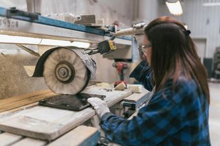 Upadłość fabryki Dior Świdnica