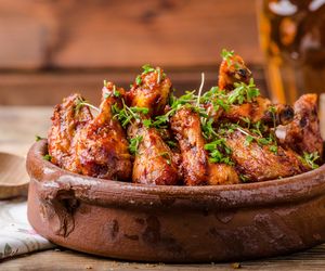 Skrzydełka z kurczaka na 13 sposobów: pyszne, łatwe niedrogie przepisy ze skrzydełek!