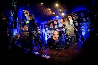 Legendarny zespół Sham 69 rozgrzał Hard Rock Pub Pamelę