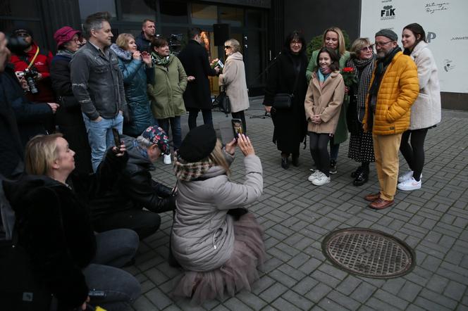 Tym muralem oddano hołd pamięci Ireny Kwiatkowskiej. Aktorka miała wielkie marzenie przed śmiercią