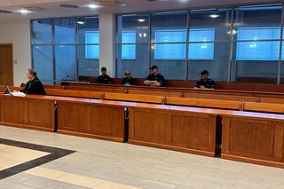 Rodzinny dramat pod Kętrzynem. Ojciec nie żyje, syn nie przyznaje się do winy