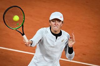 Iga Świątek - kiedy i o której godzinie gra? [MECZE NA ŻYWO, FRENCH OPEN 2020]