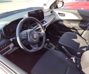 Siedlecki WORD wymienił starą flotę pojazdów egzaminacyjnych na nowe samochody marki Suzuki Swift