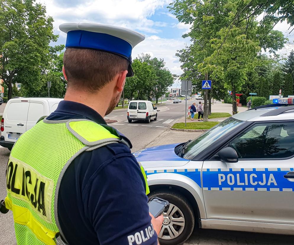 Bielsk Podlaski: pijany kierowca z Warszawy chciał przekupić policjantów. Jaka kara go czeka?