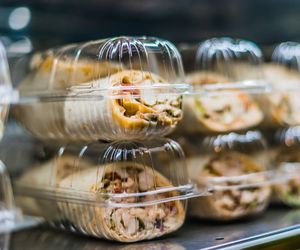 Dietetyk ostrzega. Najgorsze dania gotowe z Żabki