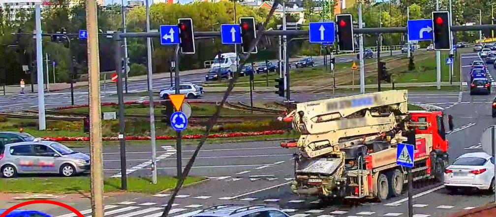 Kierowcy notorycznie przejeżdżają na czerwonym