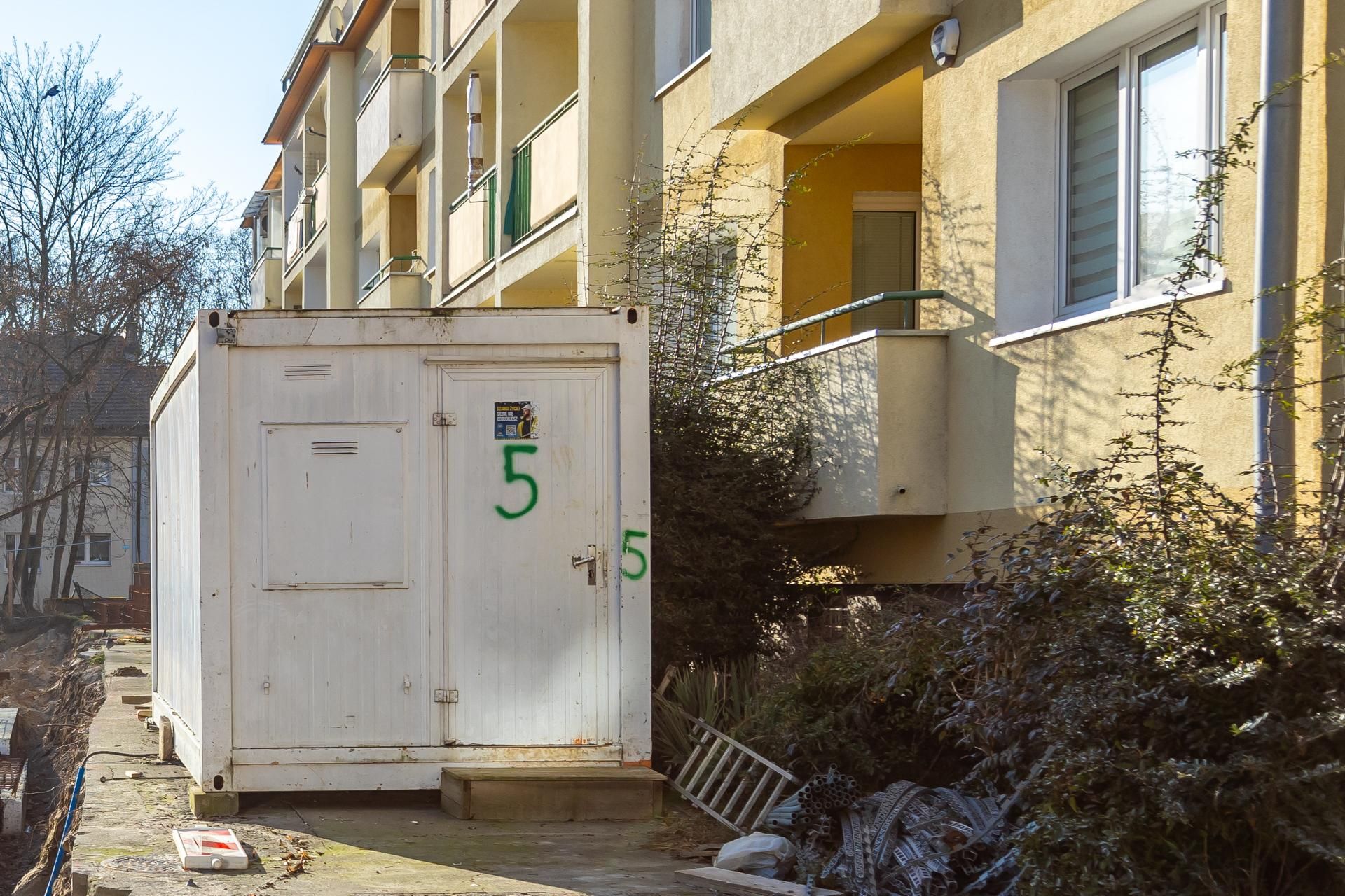 Wstrzymana budowa bloku przy ul. Szymanowskiego w Szczecinie