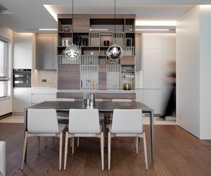100-m apartament w Jeżycach. Tu orzech amerykański gra pierwsze skrzypce