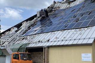 Pożar kościoła w Sosnowcu. Ruszyła rozbiórka dachu z paneli fotowoltaicznych