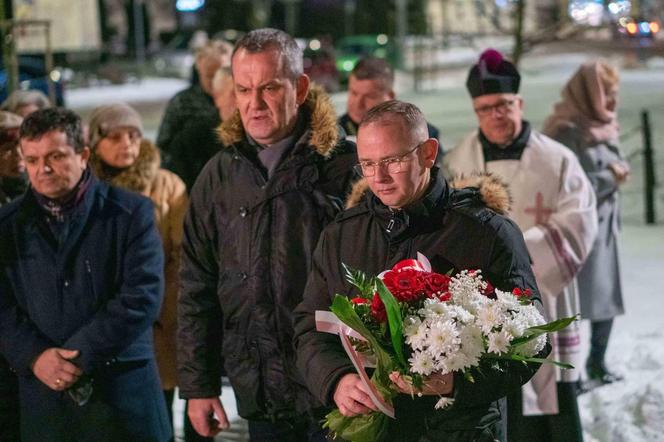 Uroczystości rocznicowe odbyły się w Kościele pw. Przemienienia Pańskiego i pod Pomnikiem Pamięci Powstańców Styczniowych na Placu Narutowicza