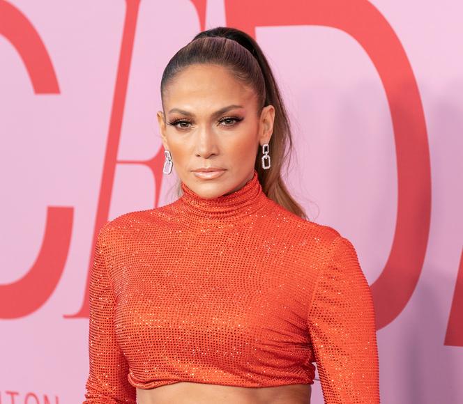 Okropne plotki o Jennifer Lopez! Chodzi po kasynach i robi TO / Jennifer Lopez oskarzona o skąpstwo! "Daje ludziom tylko po parę dolarów"