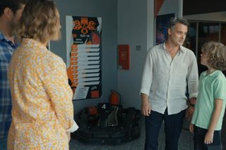 Barwy szczęścia. Damian (Michał Lesień), Beata (Anita Jancia-Prokopowicz), Karol (Jan Wieczorkowski), Grześ (Noah Culbreth)