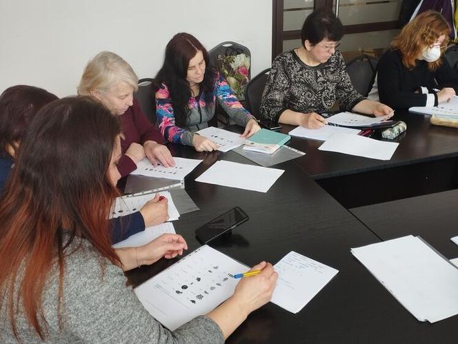 W Starachowicach ruszył kurs języka polskiego dla dorosłych osób z Ukrainy