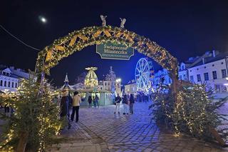 Ostatnie dni świątecznego miasteczka w Rzeszowie