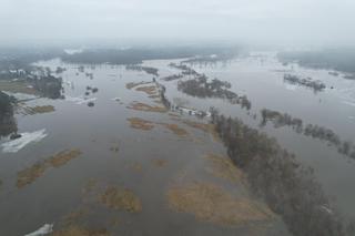 Wojsko wkroczyło do akcji. Walka z powodzią pod Wyszkowem