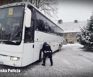 Lubuscy policjanci sprawdzają sprawność autokarów