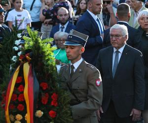 Uroczysta polowa msza święta i Apel Pamięci na pl. Krasińskich