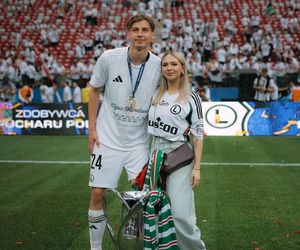 To one zachwycają na stadionie Legii. Co za piękności!