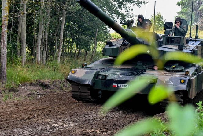 Czołgi K2 w 16 Dywizji Zmechanizowanej