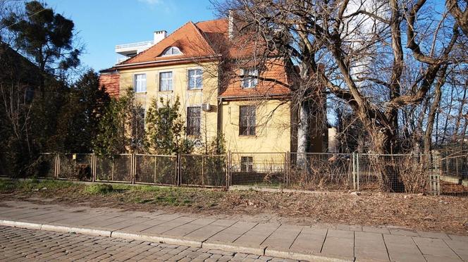 Sprzedają zabytkową kamienicę we Wrocławiu. Kilka milionów i będzie twoja