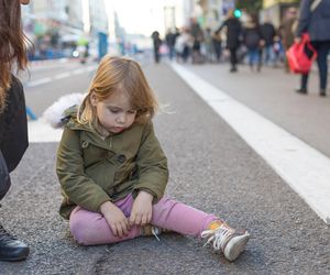 Twoje dziecko nie słucha? Oto 6 prostych zwrotów, które to zmienią