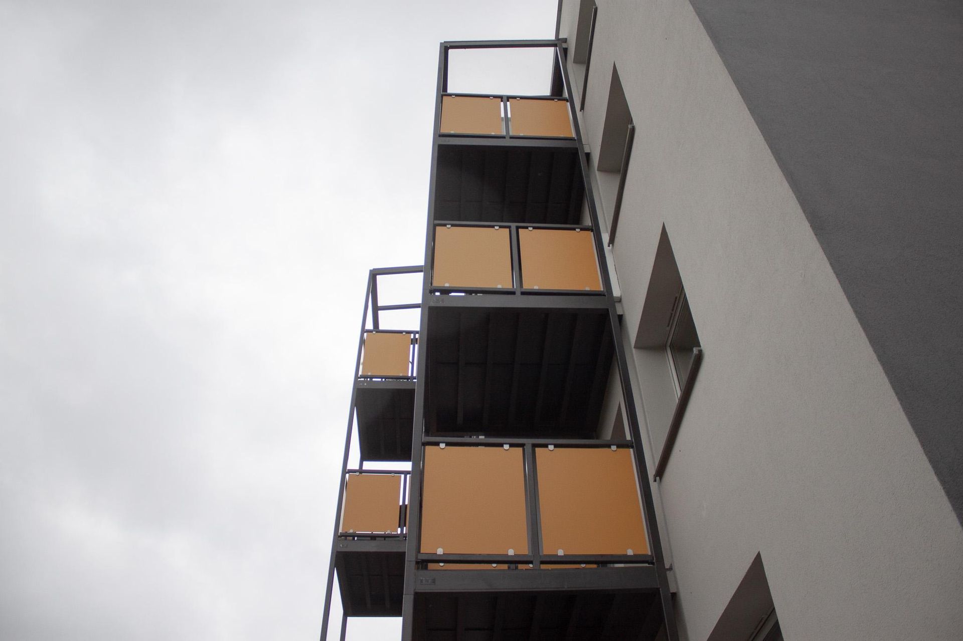 Blok przy Fredry 7 w Katowicach po termomodernizacji