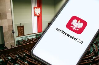 Ułatwienia dla kierowców i legitymacje szkolne w mObywatelu. Zmiany coraz bliżej!