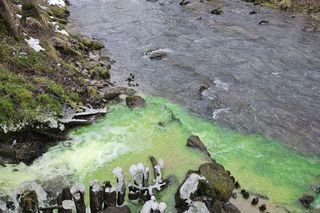 To nie film science-fiction. Tak wygląda rzeka pod Krakowem  