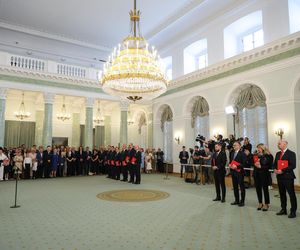 Prezydent Karol Nawrocki powołał swoich współpracowników. „Polscy patrioci i ludzie ciężkiej pracy”
