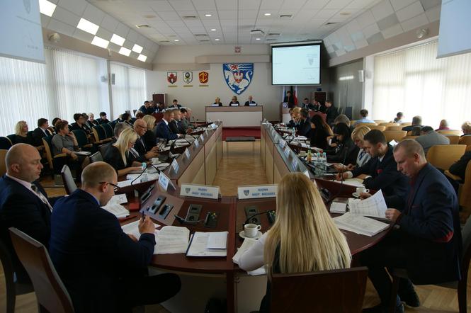 Koszalińscy radni przyjęli uchwałę o nowych zasadach rekrutacji do miejskich żłobków. 