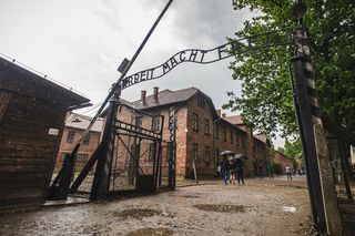 Ta melodia wciąż porusza. Napisana w Auschwitz kołysanka właśnie trafiła do sieci 