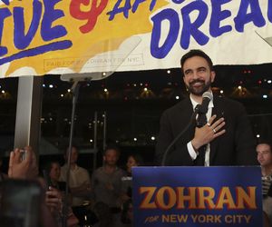 Zohran Mamdani pokonał Andrew Cuomo w demokratycznych prawyborach