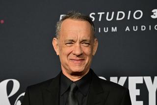 Tom Hanks otwarcie o trendzie przerabiania treści dawnych książek: Czym jest nowoczesna wrażliwość?