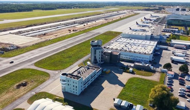 Rozbudowa Portu Lotniczego we Wrocławiu przez firmę Strabag