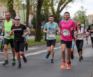 Wings for Life 2023. Tysiące biegaczy na ulicach Poznania