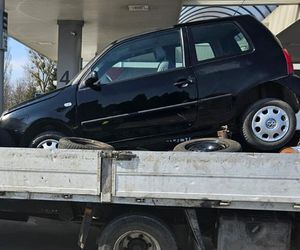 Załadował samochód na pakę i „zabezpieczył” go… butlami z gazem. Policjanci oniemieli