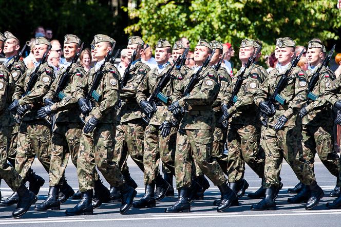 Defilada wojska w Warszawie