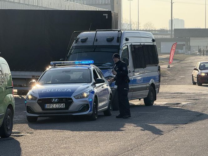 Awantura kupców centrum handlowe Modlińska 6D na Białołęce